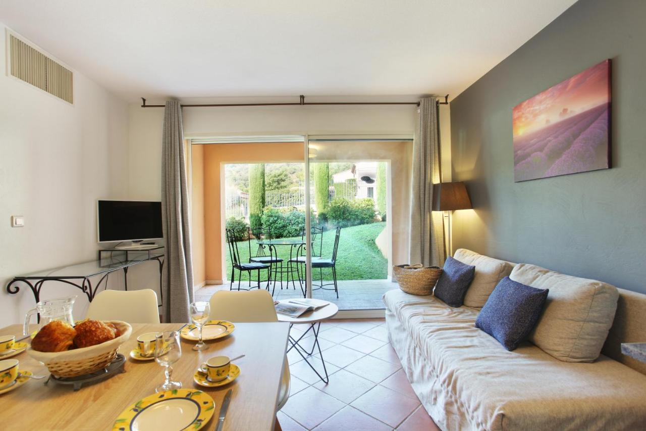 Residence Odalys La Licorne De Haute Provence Greoux-les-Bains Luaran gambar